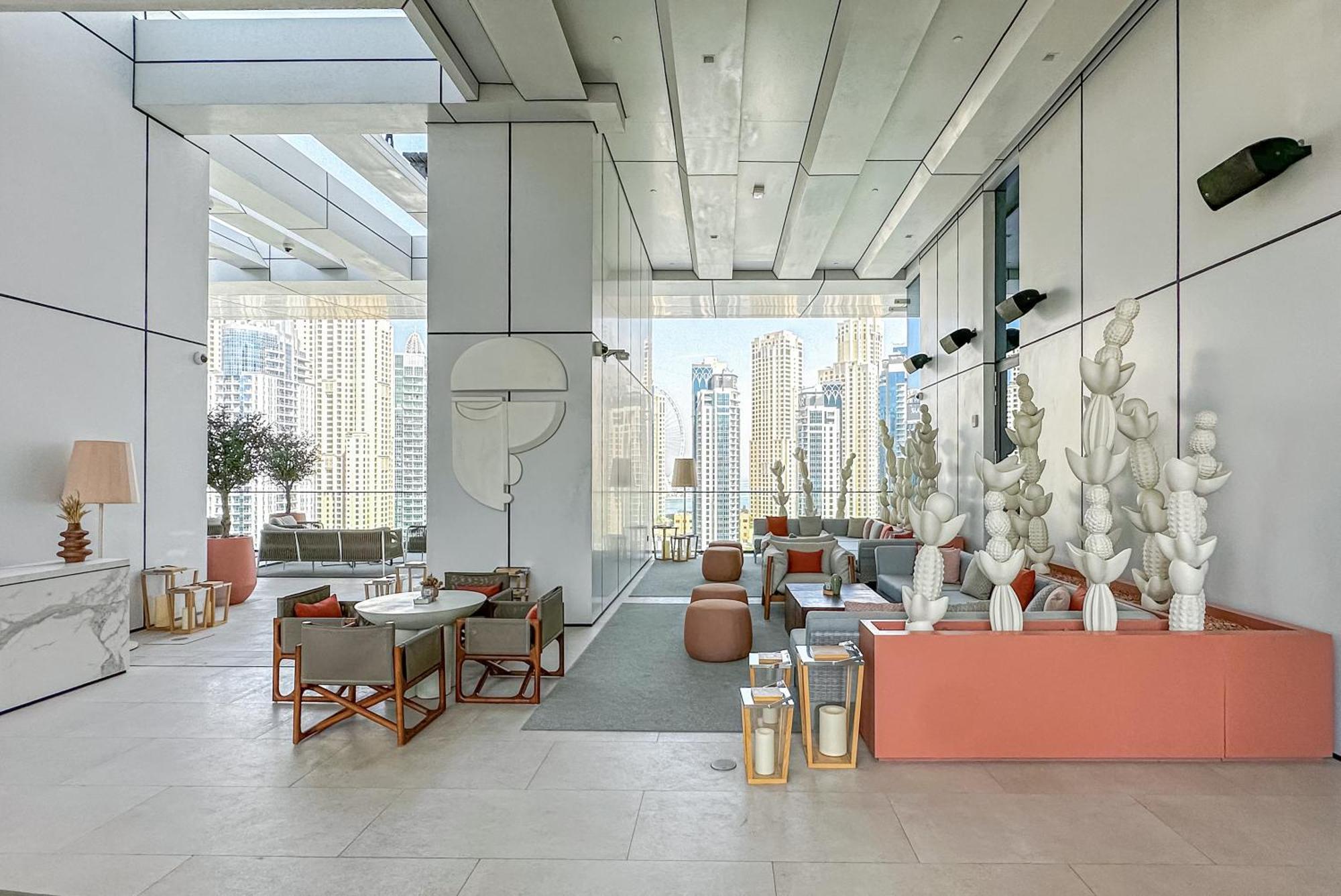 New Luxe 3br In Vida Marina W/ Breathtaking Views * Dubai
