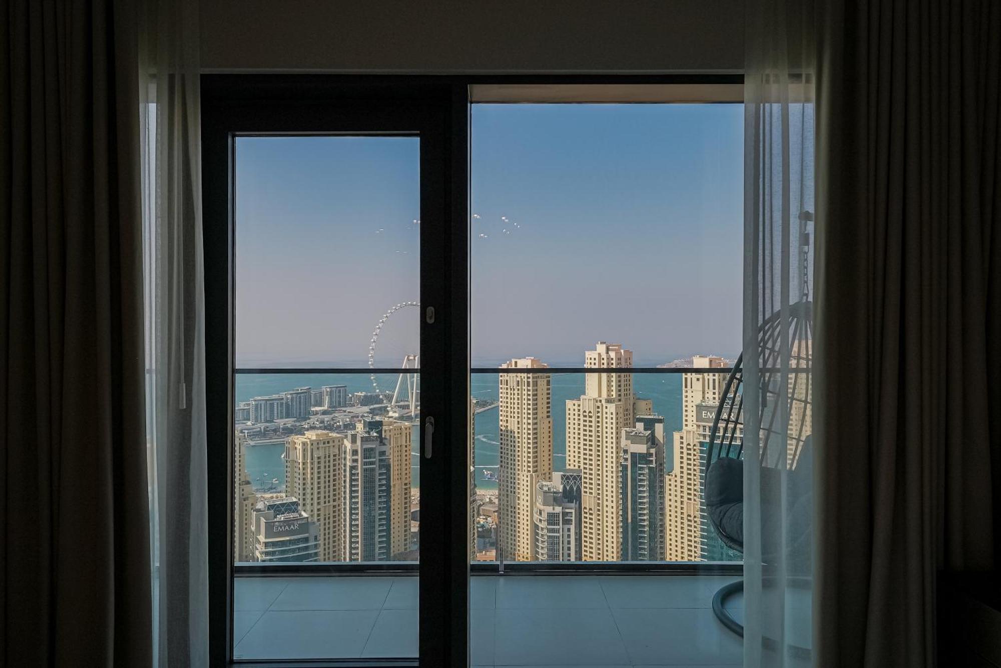 New Luxe 3br In Vida Marina W/ Breathtaking Views Apartment Dubai